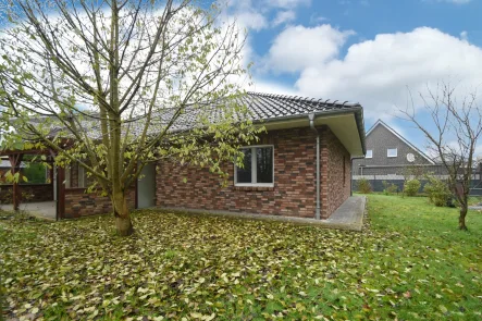 Außenbild - Haus kaufen in Westoverledingen - Moderner Bungalow in Sackgassenendlage!