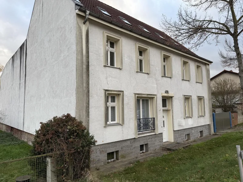 Mehrfamilienhaus