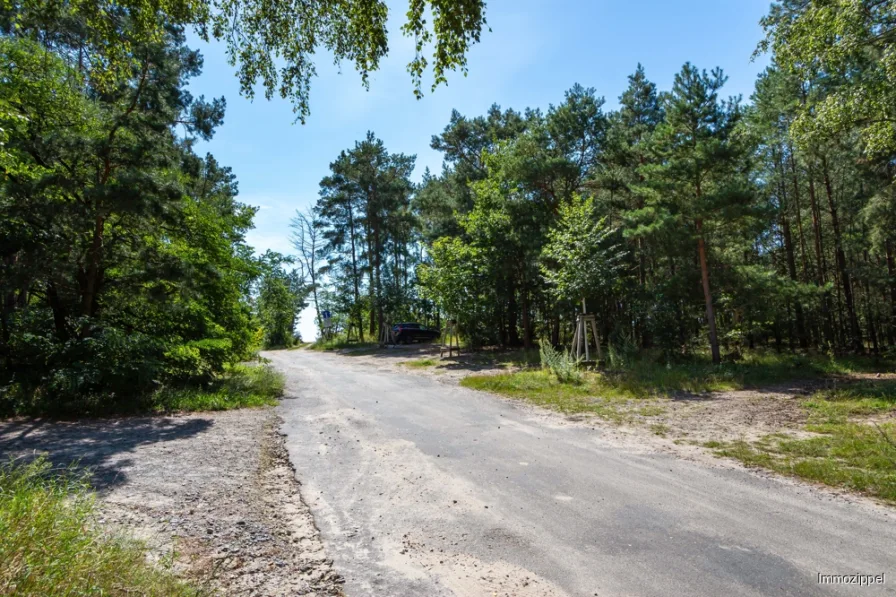 Straße vor dem Haus