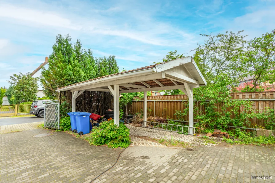 Haus 1 Großes Carport