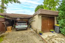 Carport und Garage