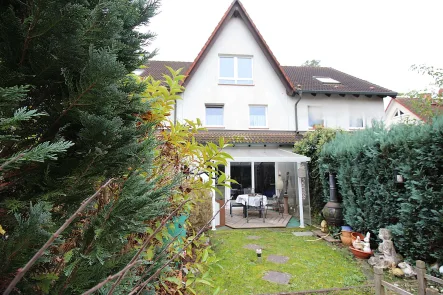 Hausansicht_Garten. - Haus kaufen in Wandlitz - Ihr Raumwunder in Basdorf – Platz für die ganze Familie!