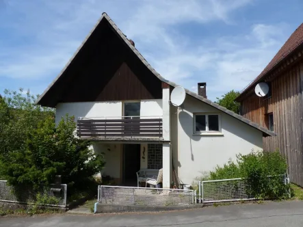 Expose- - Haus kaufen in Barntrup - Ideal für Handwerker!