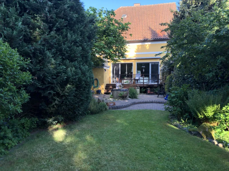 Exposéfoto - Haus kaufen in Lage - Charmanter Altbau mit tollem Garten