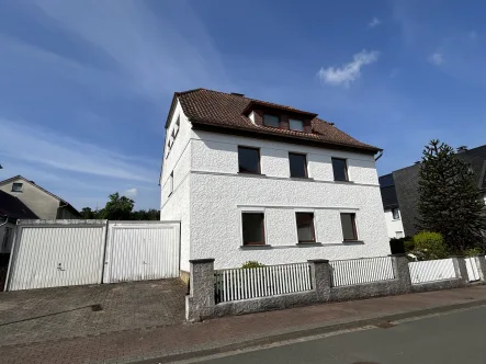 Expose - Haus kaufen in Schieder-Schwalenberg - Gepflegtes Zweifamilienhaus in Schieder