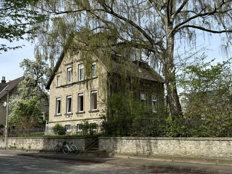 Titelbild - Haus kaufen in Detmold - Nostalgisches Stadthaus