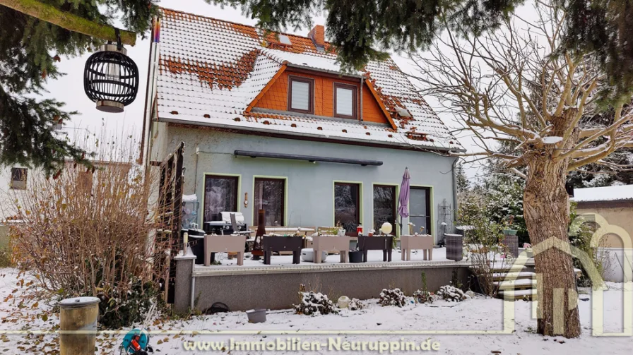 Terrasse - Haus kaufen in Fehrbellin - Gepflegtes Haus im Kern Fehrbellins mit Garten und großer Garage