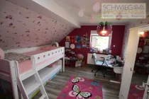 Schlafzimmer 5