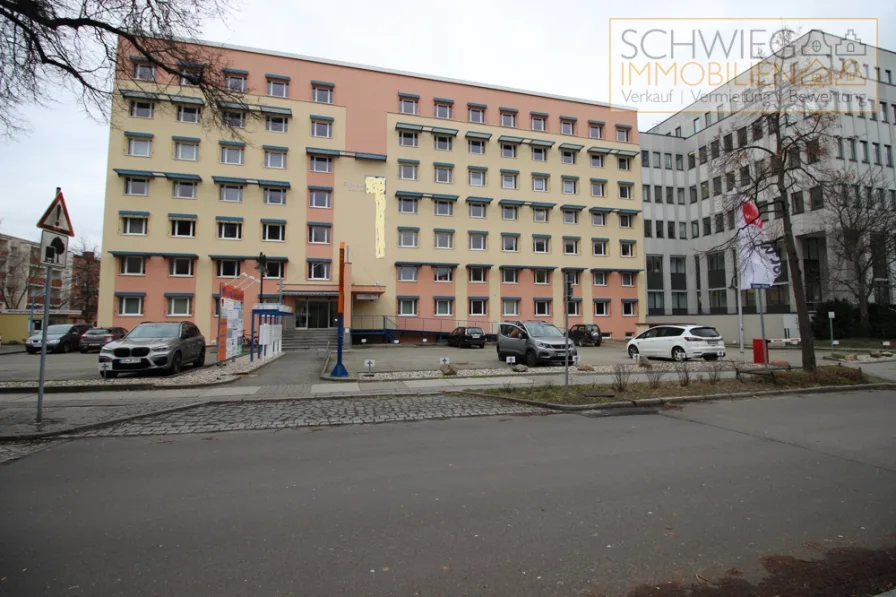 Ansicht vorn - Haus kaufen in Cottbus - Bürohaus mit Aufzug, Parkplätzen, Nähe Cottbuser Hauptbahnhof zur Kapitalanlage