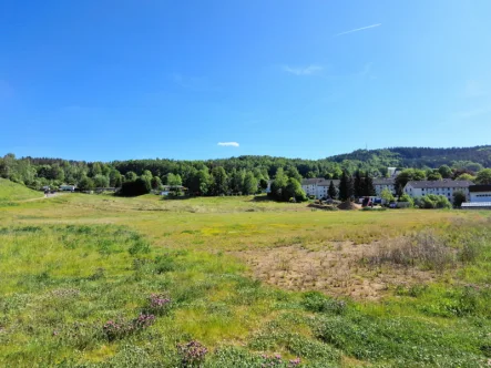 Baugebiet Nord - Grundstück kaufen in Aue - Bad Schlema - +++ Schöner Wohnen in Bad Schlema. Attraktiver Bauplatz in Kurparknähe wartet auf Bauherren +++