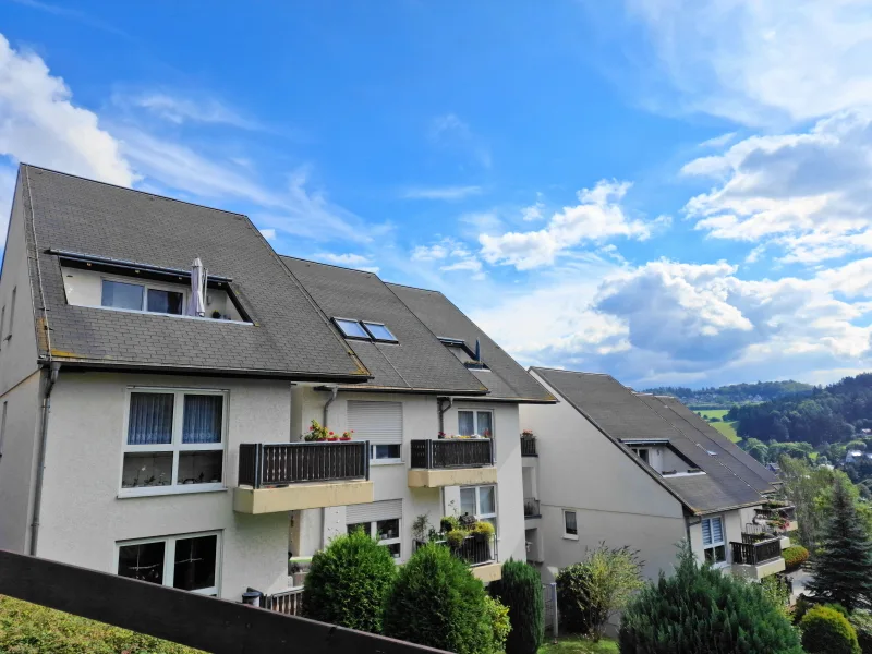 20220901_110052 - Wohnung kaufen in Schwarzenberg/Erzgebirge / Bermsgrün - +++ Geräumige 2-Zimmer-Dachgeschosswohnung in ruhiger Lage von Schwarzenberg/Bermsgrün +++