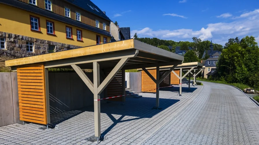 Carports und Stellplätze