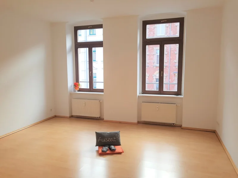 Wohnzimmer - Wohnung mieten in Chemnitz-Kaßberg - *** Schicke 2-Raum-Wohnung mit Balkon auf dem Chemnitzer Kaßberg ***