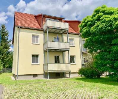 Hausansicht - Wohnung mieten in Neukirchen/Erzgebirge - 2-Zimmer-Wohnung mit Balkon in Neukirchen/Erzgebirge