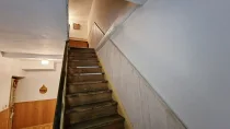 Treppe zum 2. Obergschoss