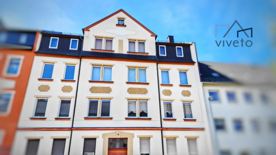 Gebäudevorderseite - Haus kaufen in Aue - Bad Schlema - +++ Mehrfamilienhaus mit Potenzial in Aue/Sachsen auf dem Zeller Berg bietet solide Anlage +++