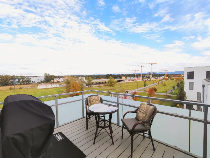 Balkon - Wohnung kaufen in Mannheim - Wohntraum auf zwei Ebenen mit Weitblick