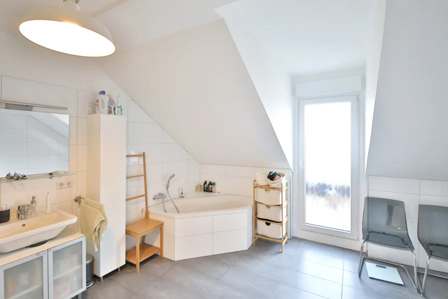 Badezimmer - Wohnung kaufen in Landau - City Loft über den Dächern Landaus ...