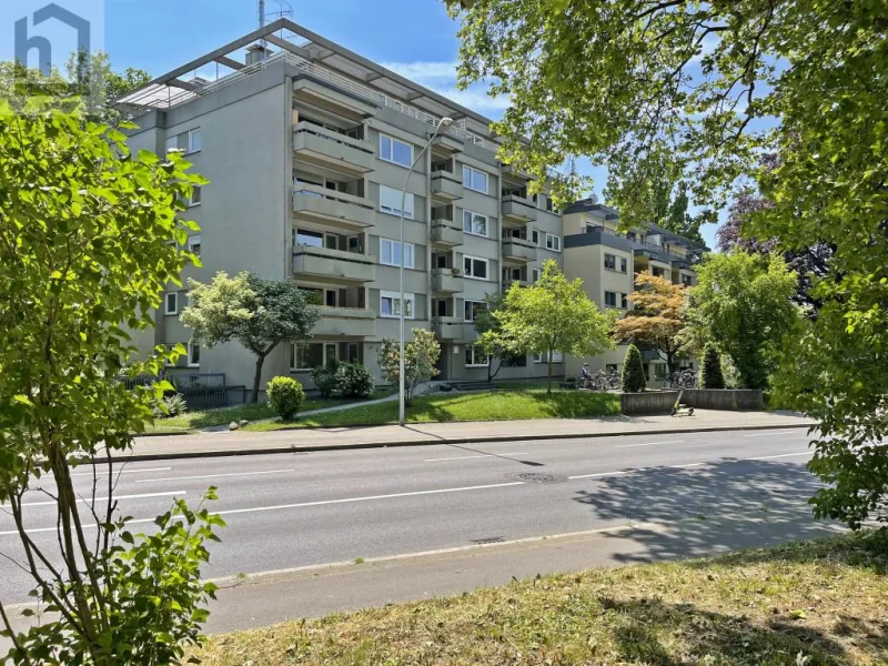 Objektbild - Wohnung kaufen in Konstanz - Freundliche 2-Zimmer Wohnung mit Balkon und TG-Stellplatz in KN-Petershausen-Ost