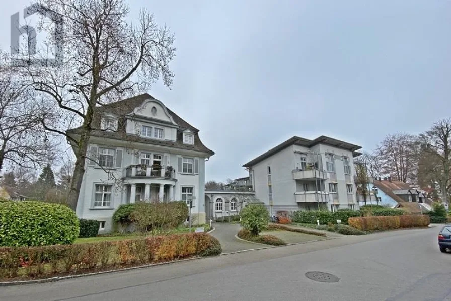 Titelbild - Wohnung mieten in Konstanz - Attraktive 2-Zimmer-Wohnung mit großem Balkon in "exklusiver Wohnanlage 55+"