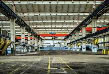 Musterhalle  - Halle/Lager/Produktion kaufen in Solingen - Gewerbepark mit Hallen, Büros, überdachter Freifläche und 3 Zufahrten!