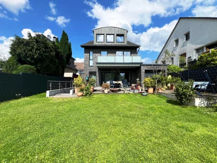 Bild_7 - Haus kaufen in Langenfeld (Rheinland) - Luxuriöses Zwei- Dreifamilienhaus mit Interieur in Top-Lage!