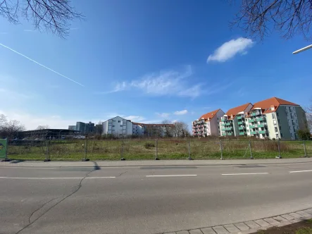  - Grundstück kaufen in Worms / Herrnsheim - Baugrundstück nähe Ortsrand