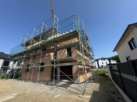 Titelbild - Haus kaufen in Wörrstadt - Traumhafte Doppelhaushälfte - Neubau -