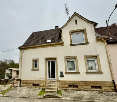 Titelbild - Haus kaufen in Lohnweiler - Doppelhaushälfte mit Balkon