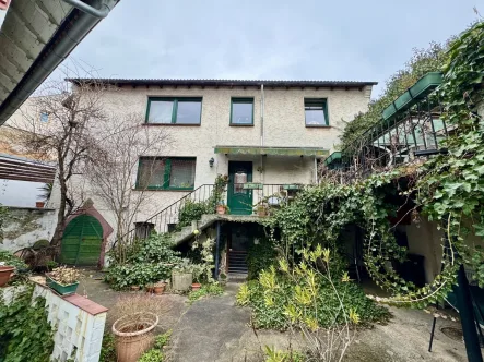 Vorderansicht - Haus kaufen in Nierstein - Einfamilienhaus