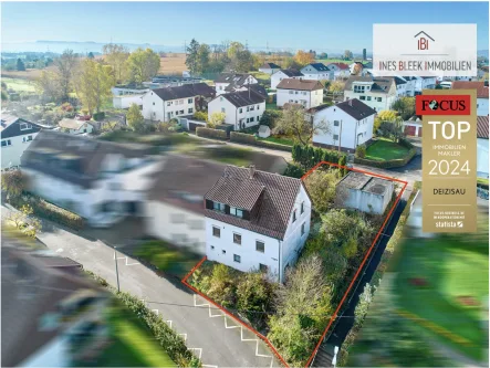 Haus- und Gartenansicht - Haus kaufen in Wernau - Ruhig gelegene DHH mit Aussicht und großem Garten