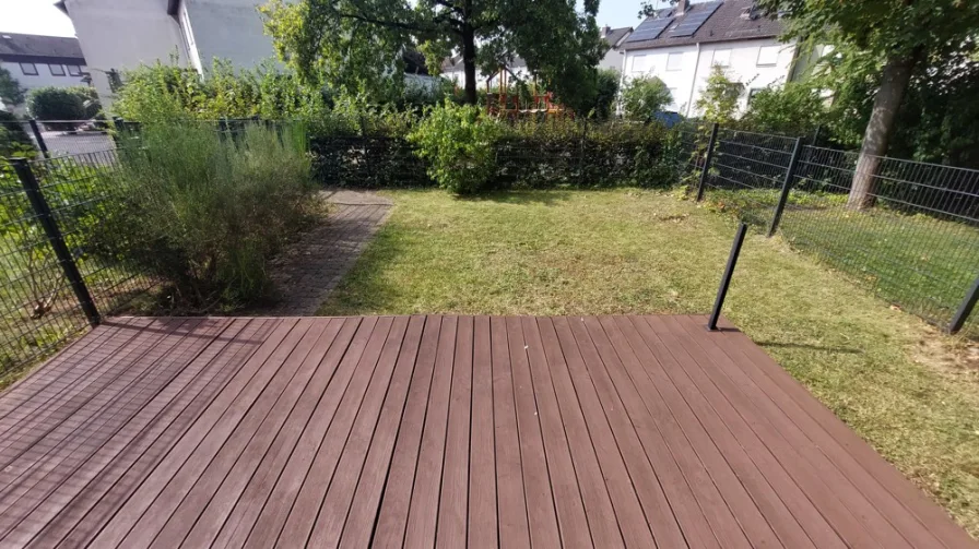 Terrasse - Wohnung kaufen in Kleinostheim - Wohlfühlen und im eigenen Garten entspannen