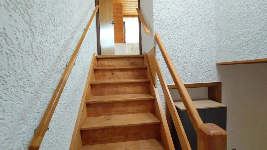 Treppe ins DG