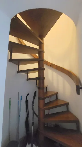 Treppe ins DG 