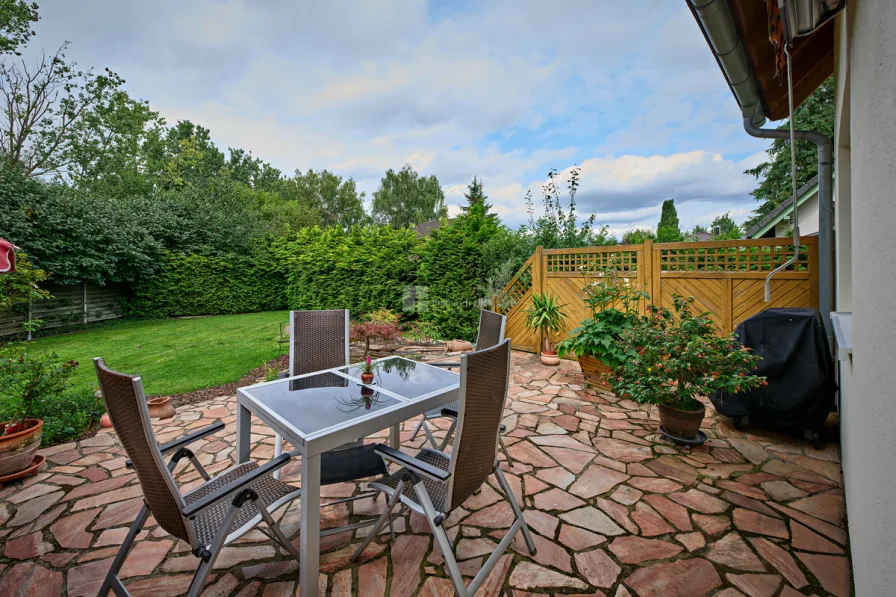 Die Garten Terrasse am Wohnzimmer