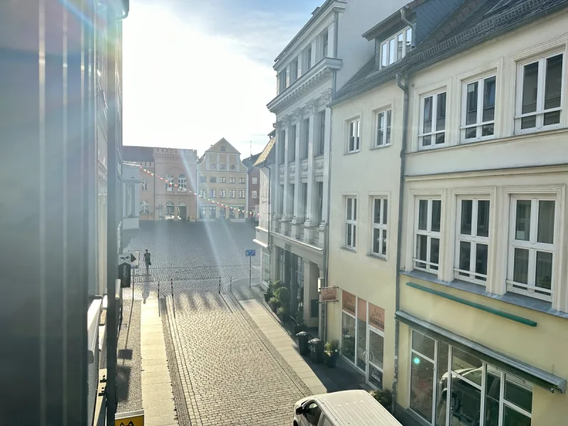 Ein Hinfaller zum Marktplatz - Wohnung mieten in Schwerin - Gemütliches Stadtapartment im Herzen der Altstadt am Marktplatz