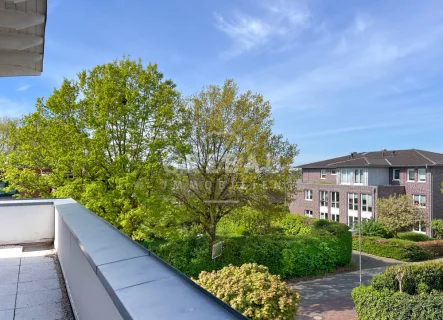 Blick von der Dachterrasse - Wohnung mieten in Wedel - Über den Dächern von Wedel - renovierte Wohnung mit TG-Stellplatz