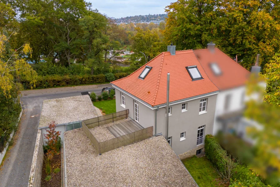 Außenansicht - Blick auf Terrasse 