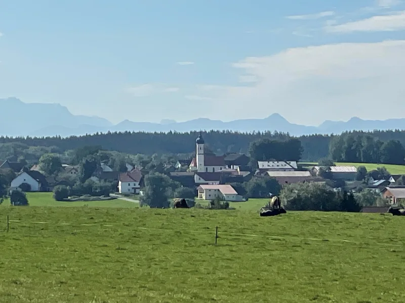 Ortschaft - Grundstück kaufen in Finning - Baugrundstück für 3 Häuser in Finning OT Entraching, ca. 5 Min. zum Ammersee