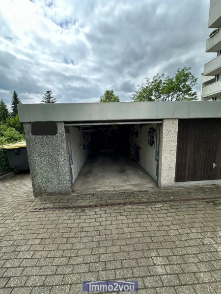 Garage Nahansicht