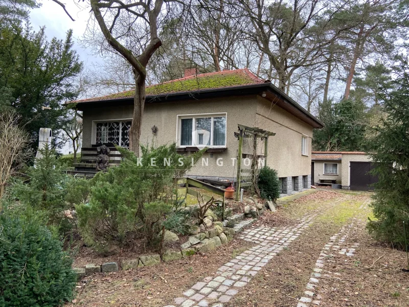 Einfamilienhaus in Glienicke/Nordbahn - Haus kaufen in Glienicke/Nordbahn - Filetgrundstück mit Bestand aus dem Jahr 1934 bietet viele Möglichkeiten