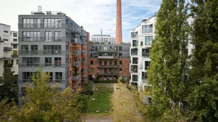 Innenhof - Wohnung kaufen in Berlin - Exklusives 5-Zimmer Industrieloft mit Spreezugang an der Michaelkirchbrücke