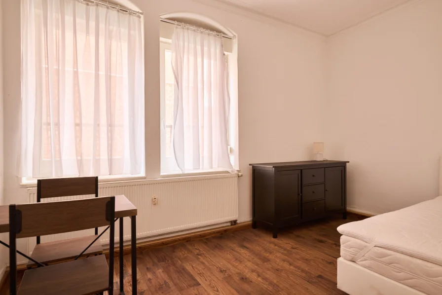 helles Zimmer Ansicht I - Wohnung kaufen in Stuttgart - 4-Zi-Whg, WG, mit top Rendite in schönen Zustand zur sofortigen Übernahme!