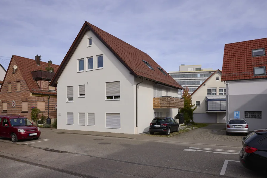  - Büro/Praxis kaufen in Winnenden - zentrale Gewerbefläche in Winnenden zu kaufen92m² Zahnarztpraxis, gesicherte Miete bis min. 2028