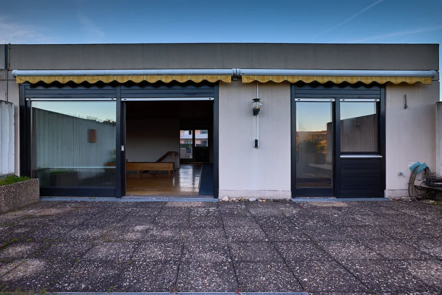 Blick zur Terrassenwohnung