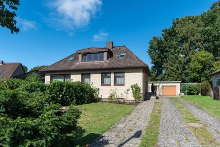 Haus Vorderansicht - Haus kaufen in Kiel - Solides Eigenheim mit Potential