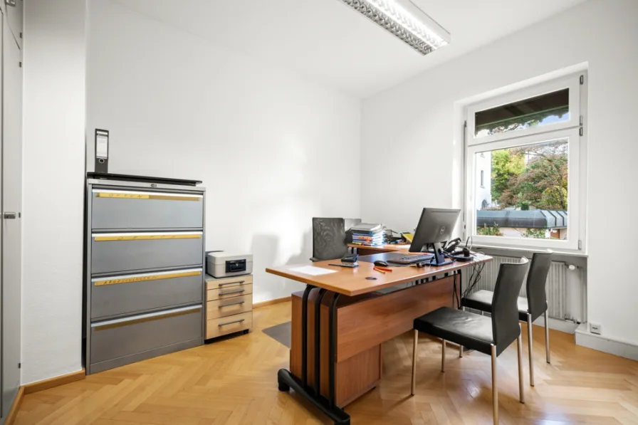 Büro3