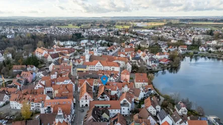 Luftbild - Wohnung kaufen in Bad Waldsee - Großzügige Stadtwohnung (Praxisfläche) in der Innenstadt von Bad Waldsee