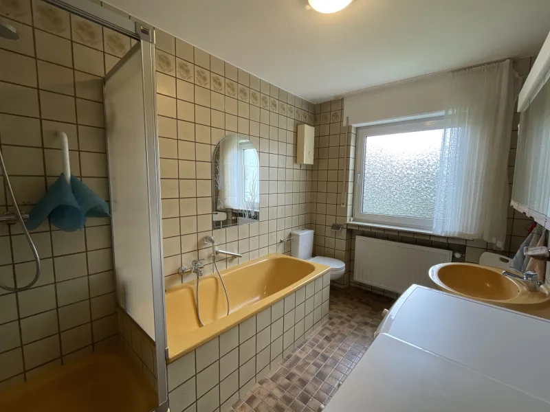 Badezimmer EG