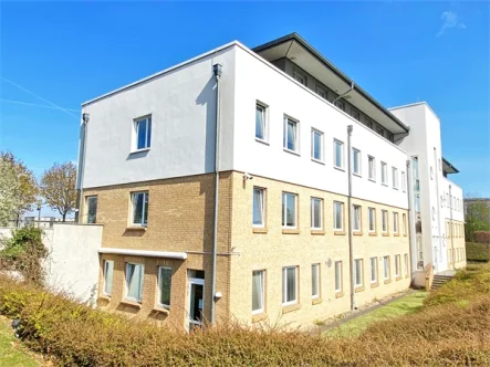 Aussenansicht - Büro/Praxis mieten in Büdelsdorf - Hochwertige Büroflächen in Büdelsdorf